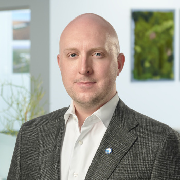Headshot of Griffin Dooling,  MnSEIA Board of Directors Member