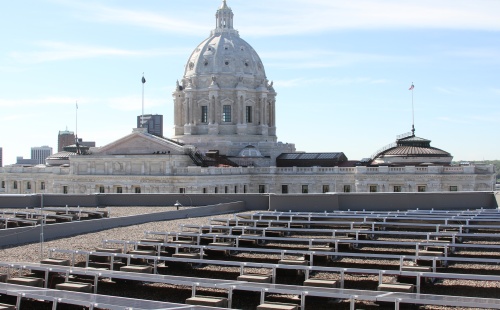 MN Capitol building with solar panels