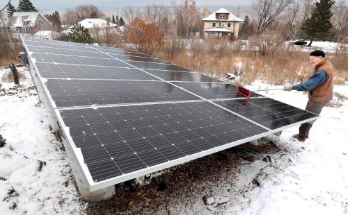 Do solar panels work in snow in Minnesota, MnSEIA
