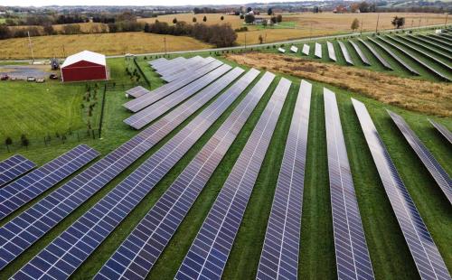 Minnesota solar garden on farm, MnSEIA